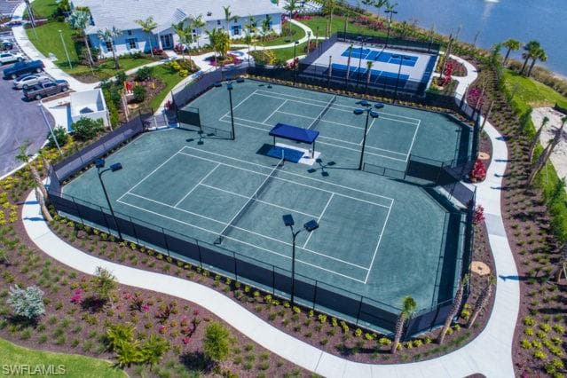 8886 Saint Lucia Dr 101, Naples, FL 34114-44