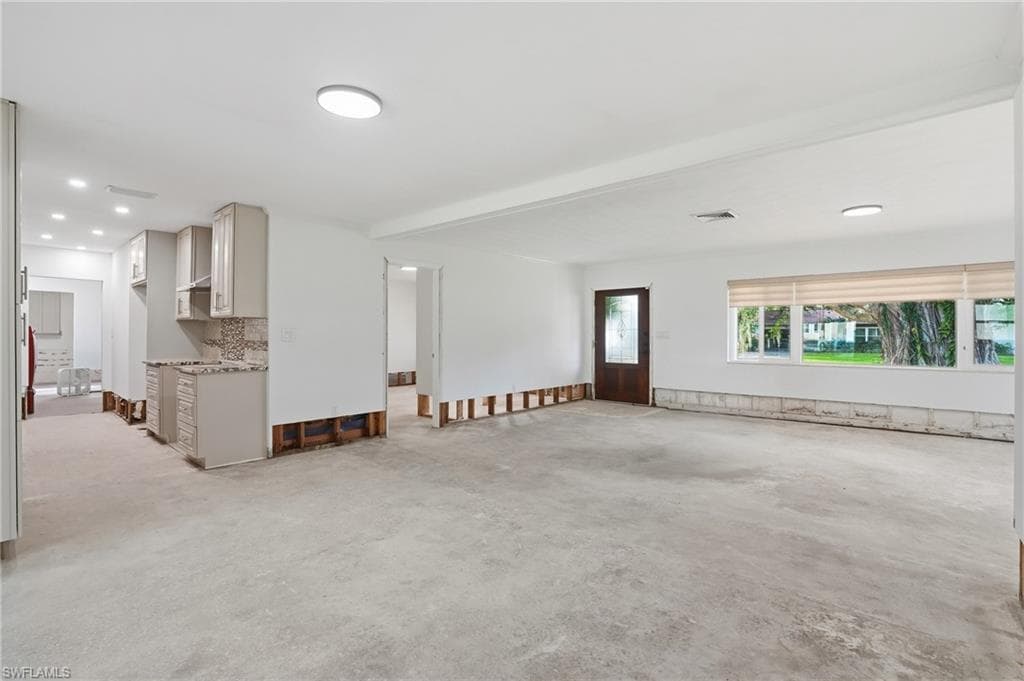 55 Aqua Ln, North Fort Myers, FL 33903-8