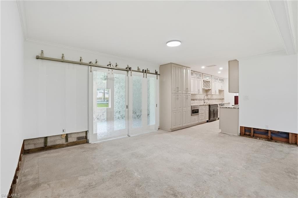 55 Aqua Ln, North Fort Myers, FL 33903-9