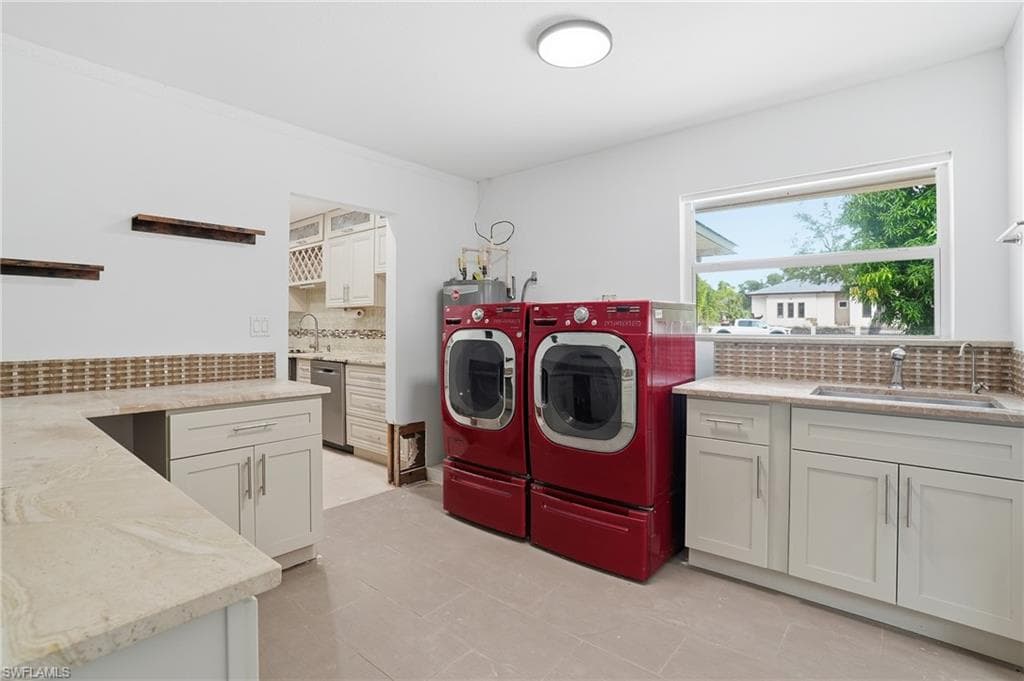 55 Aqua Ln, North Fort Myers, FL 33903-26