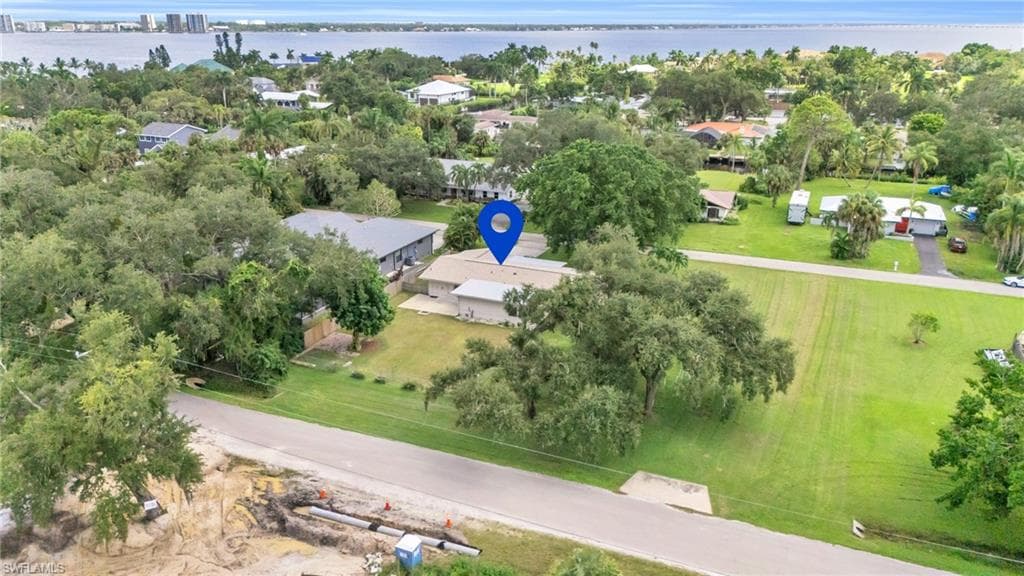 55 Aqua Ln, North Fort Myers, FL 33903-2