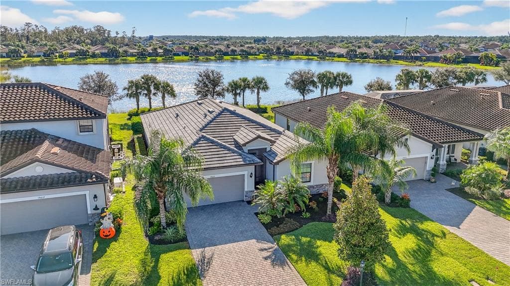 19821 Bittersweet Ln, Estero, FL 33928-32