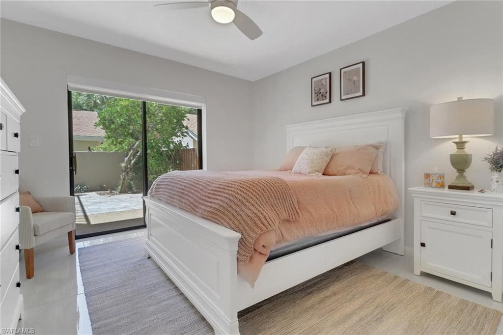 15450 Cedarwood Ln 103, Naples, FL 34110-16