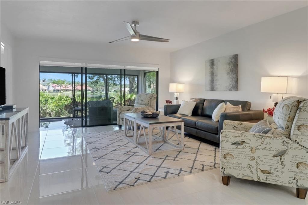 15450 Cedarwood Ln 103, Naples, FL 34110-3