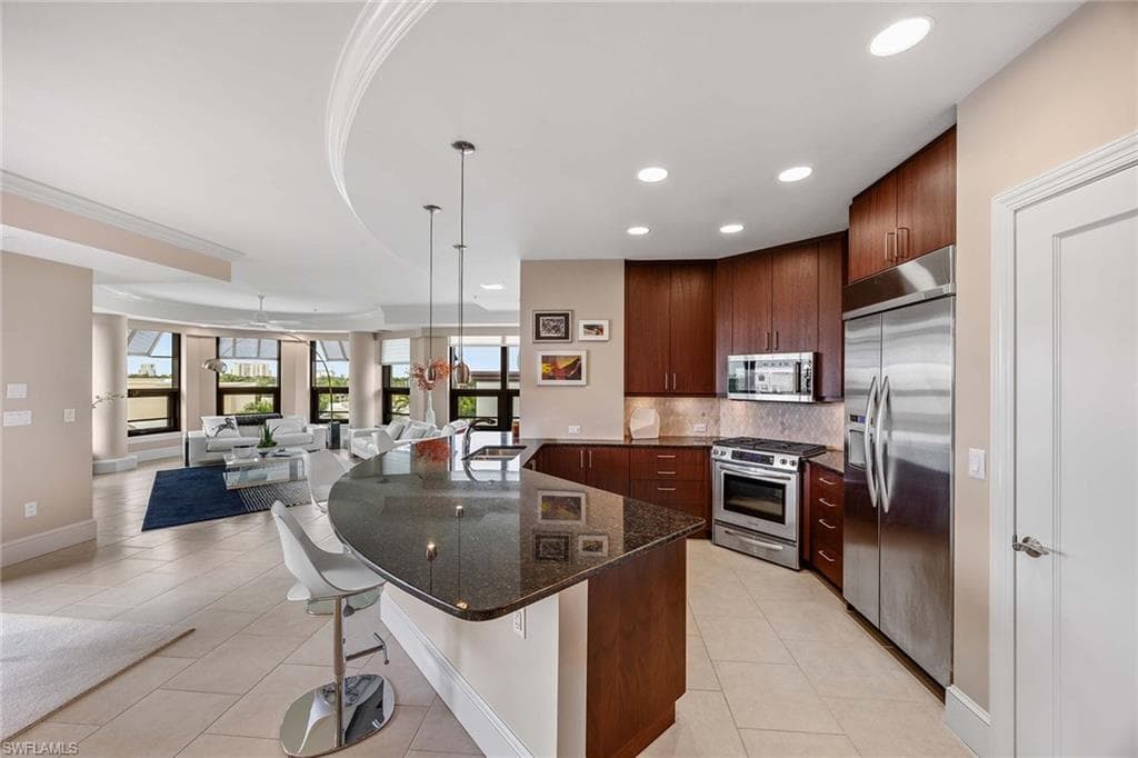 9115 Strada Pl 5416, Naples, FL 34108-15