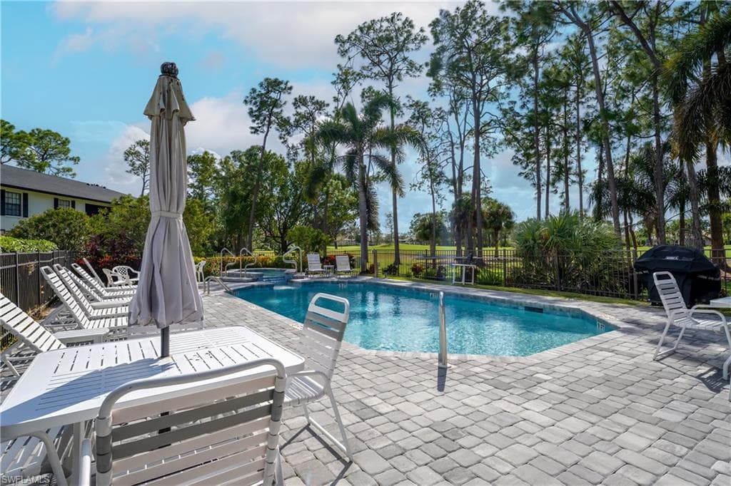 809 Augusta Blvd 809-6, Naples, FL 34113-25