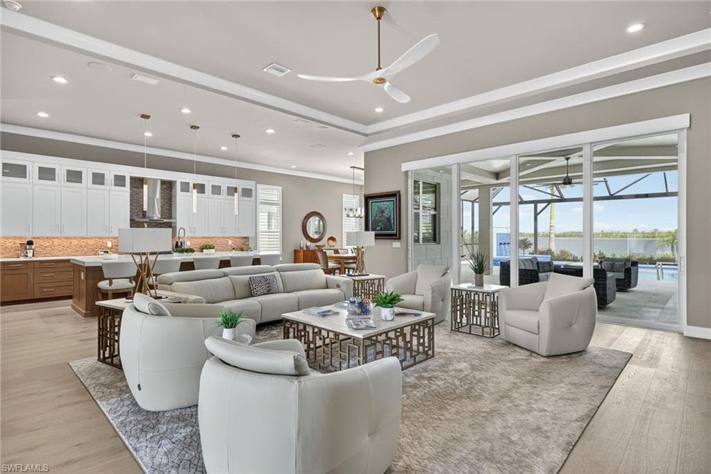 9171 Wisteria Way, Naples, FL 34114-8