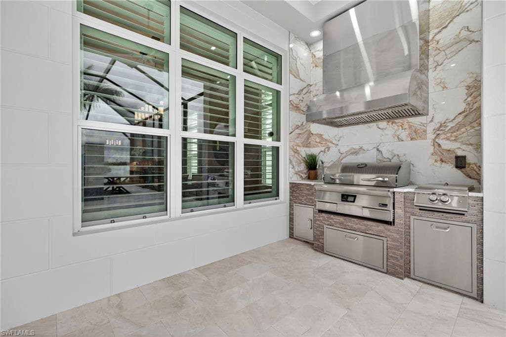 9171 Wisteria Way, Naples, FL 34114-4