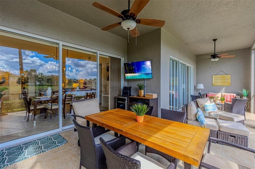 9242 Tesoro Ln 1, Naples, FL 34114-32