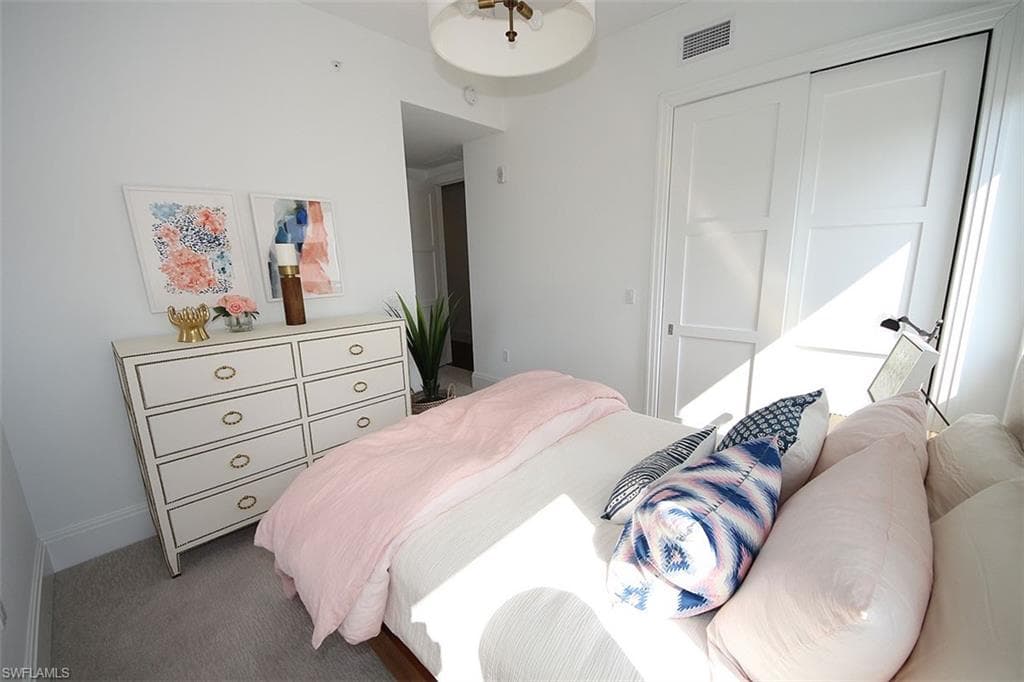 1035 3rd Ave S 411, Naples, FL 34102-24