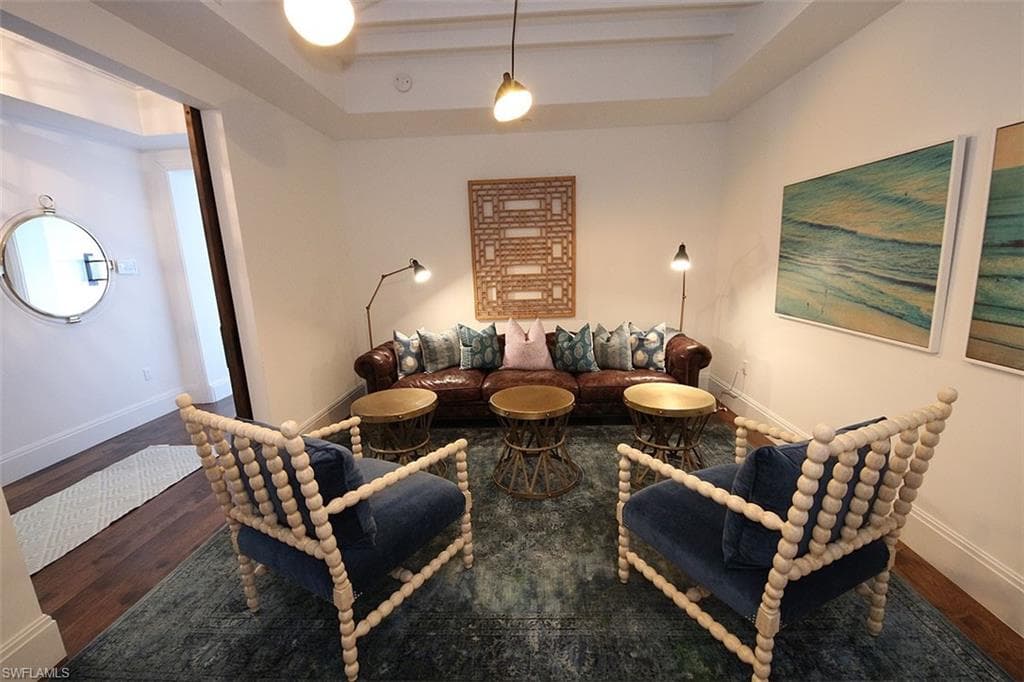 1035 3rd Ave S 411, Naples, FL 34102-32