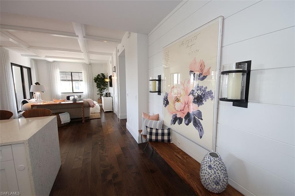 1035 3rd Ave S 411, Naples, FL 34102-2