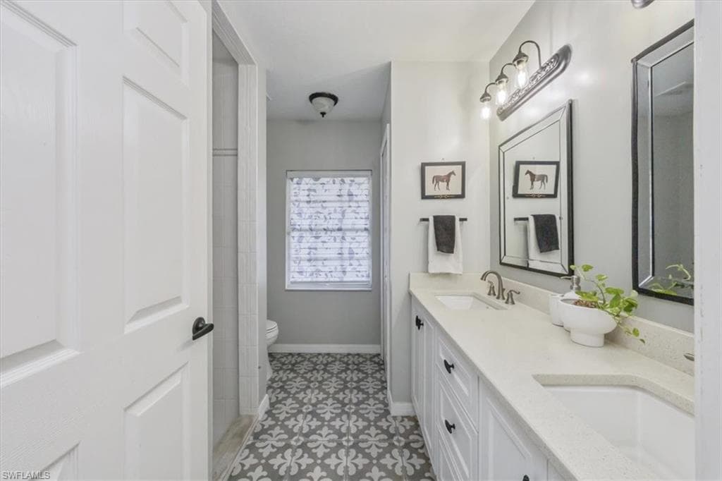 361 9th St NW, Naples, FL 34120-15