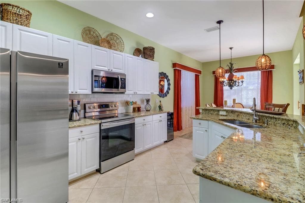 23605 Via Carino Ln, Bonita Springs, FL 34135-12