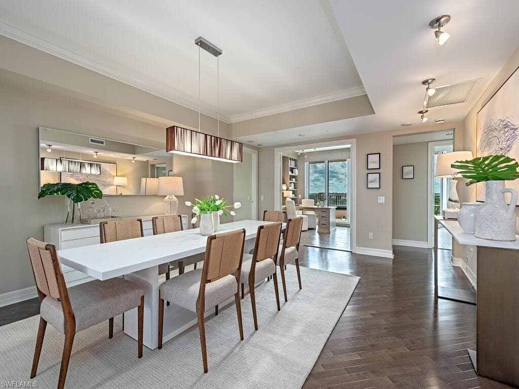 7575 Pelican Bay Blvd 608, Naples, FL 34108-10