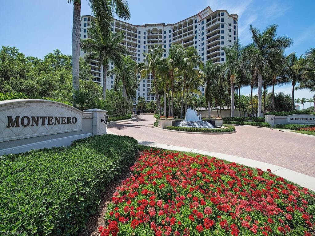 7575 Pelican Bay Blvd 608, Naples, FL 34108-25