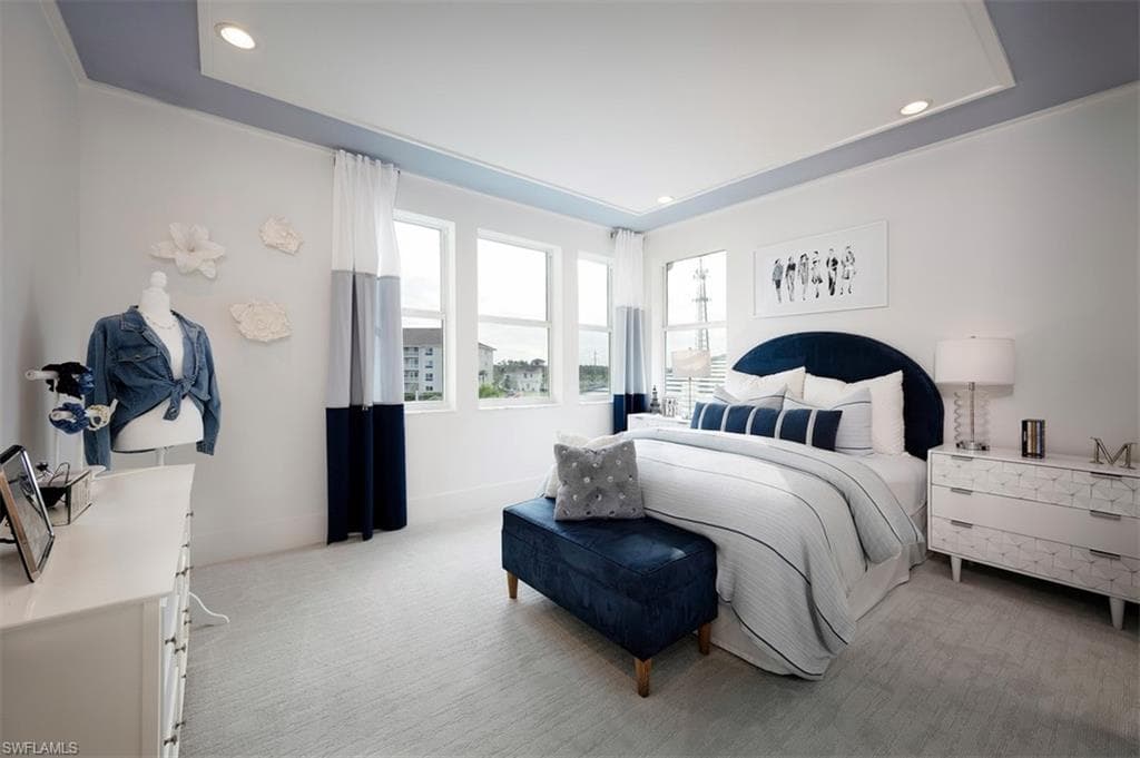 8762 Driftwood Dr, Naples, FL 34114-19