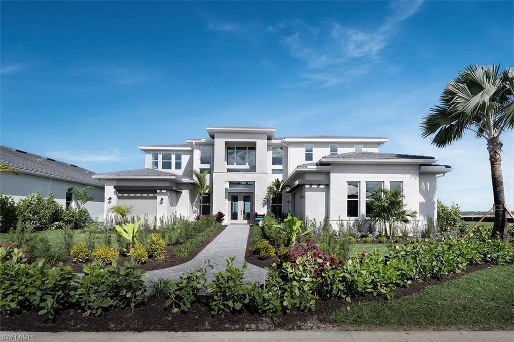 8762 Driftwood Dr, Naples, FL 34114-25