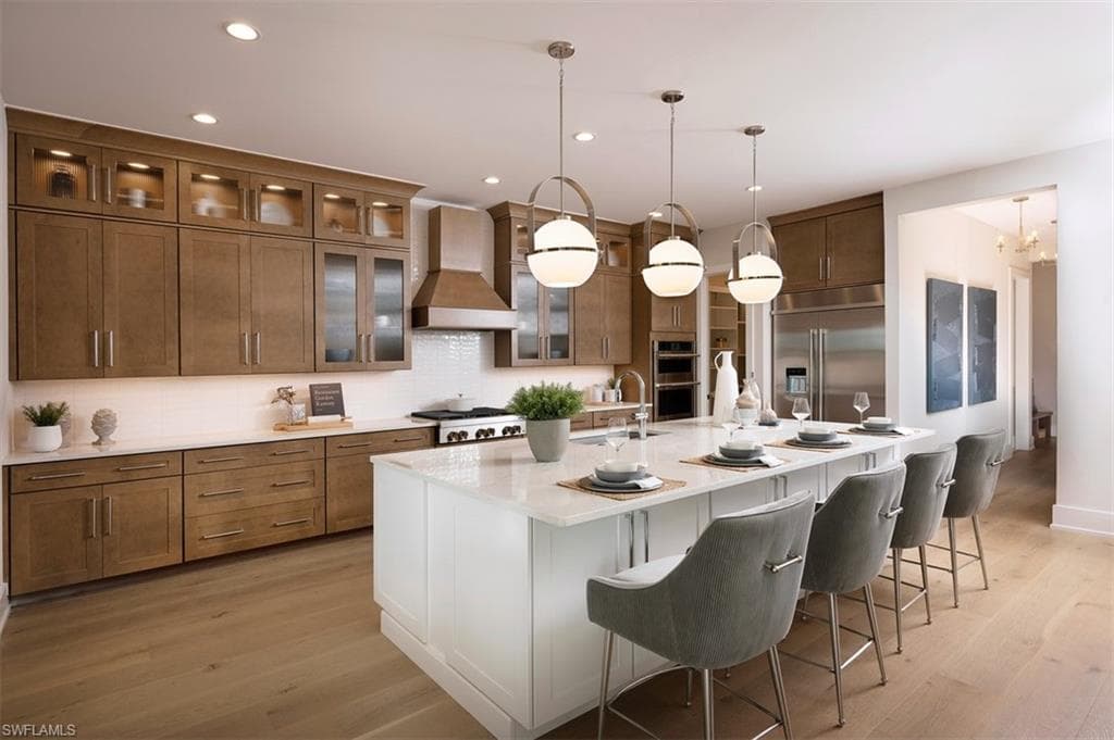 8762 Driftwood Dr, Naples, FL 34114-6