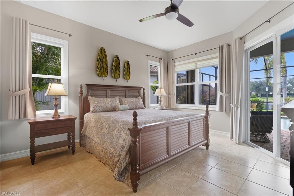 6097 Dogleg Dr, Naples, FL 34113-11