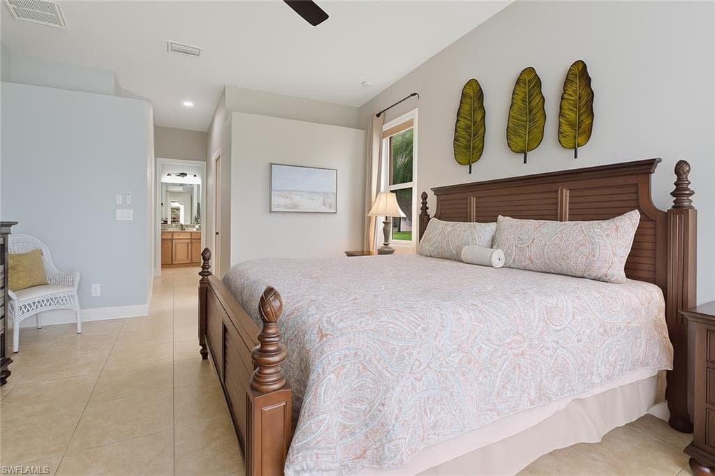 6097 Dogleg Dr, Naples, FL 34113-12