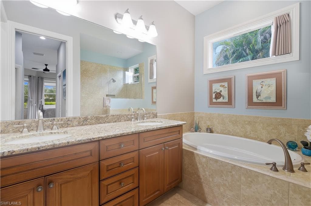 6097 Dogleg Dr, Naples, FL 34113-13