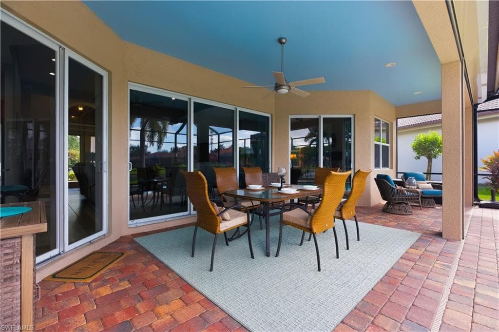 6097 Dogleg Dr, Naples, FL 34113-20