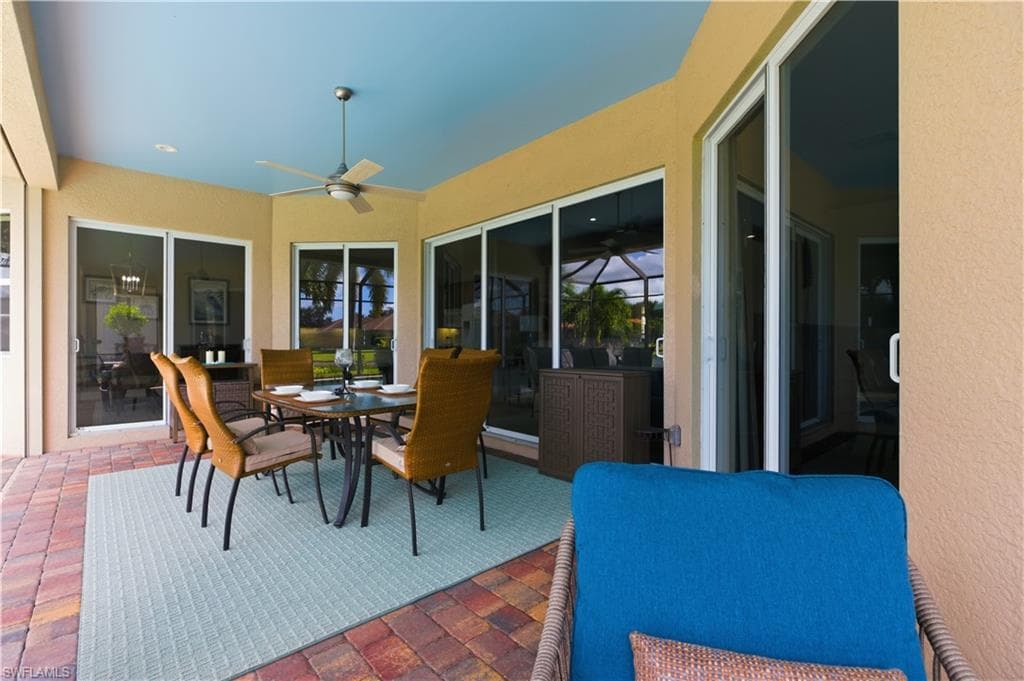 6097 Dogleg Dr, Naples, FL 34113-21