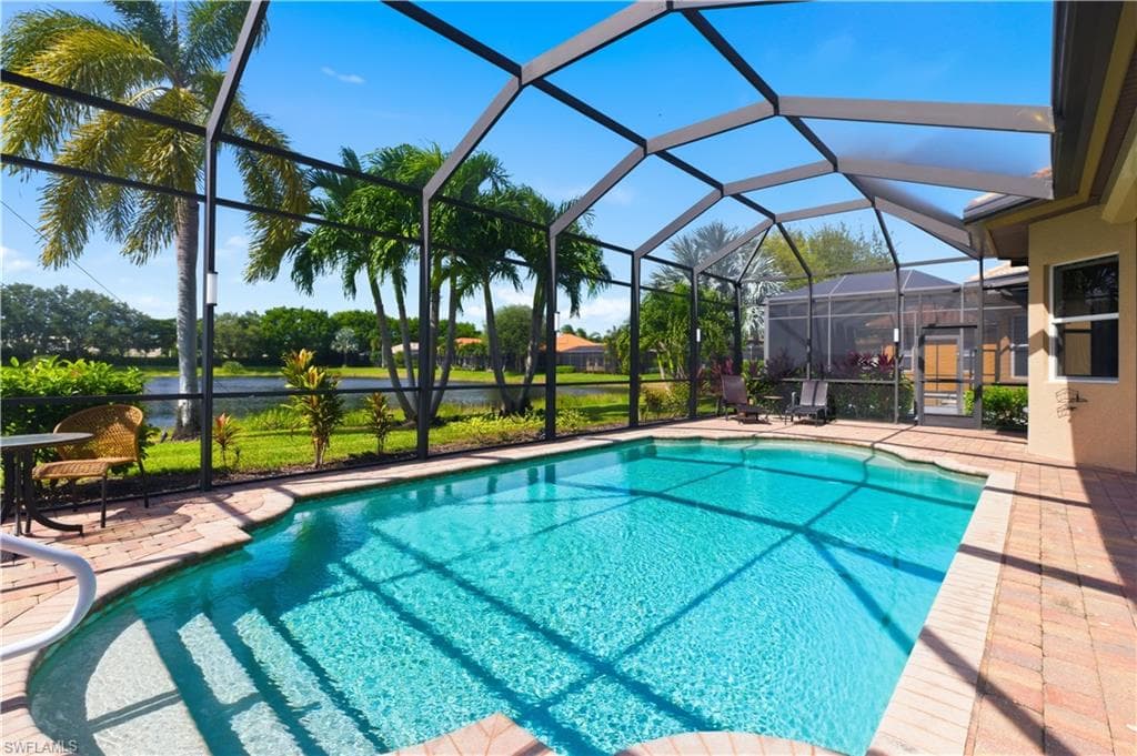 6097 Dogleg Dr, Naples, FL 34113-22