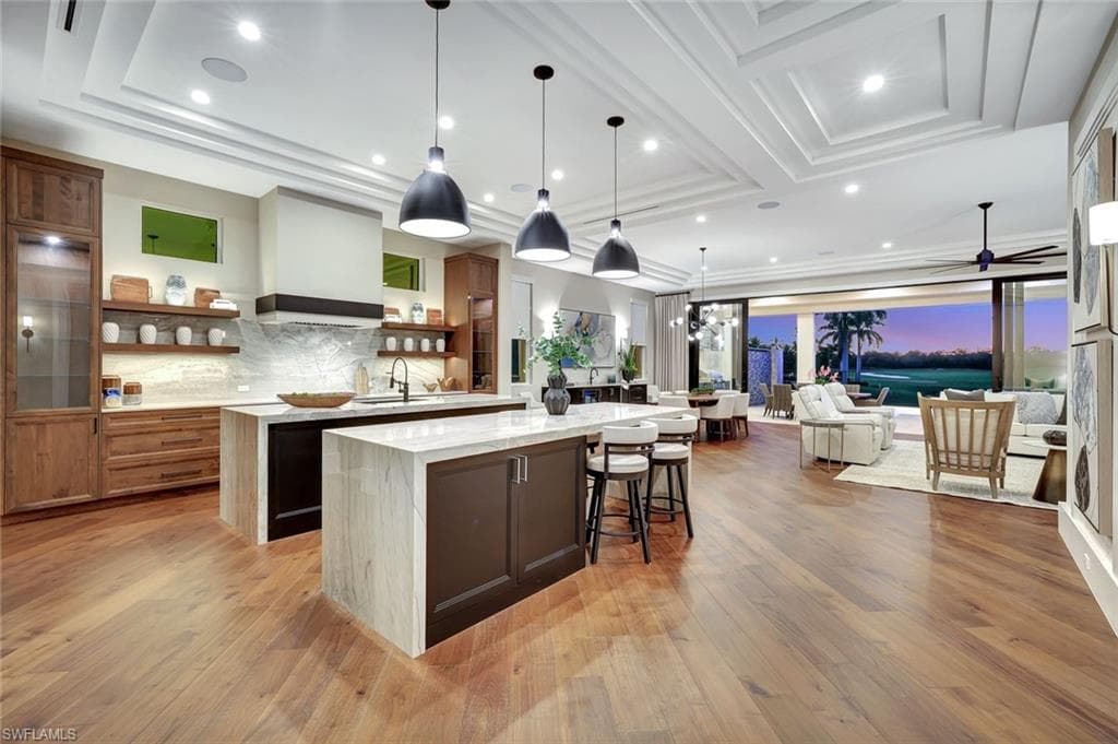 16647 Isola Bella Ln, Naples, FL 34110-8