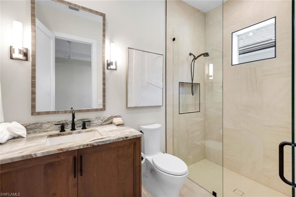 16647 Isola Bella Ln, Naples, FL 34110-26