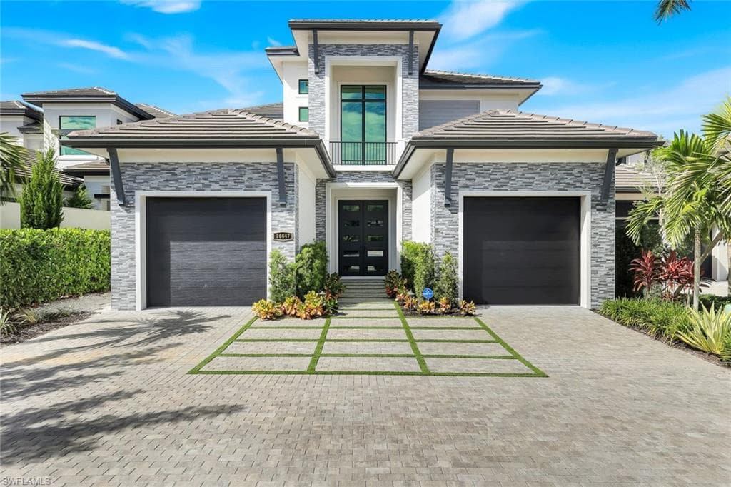 16647 Isola Bella Ln, Naples, FL 34110-1