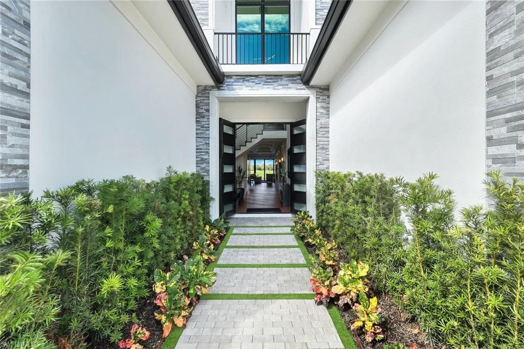 16647 Isola Bella Ln, Naples, FL 34110-2