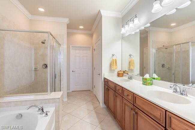 8451 Benelli Ct, Naples, FL 34114-25