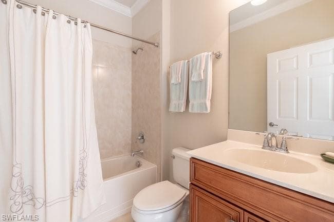 8451 Benelli Ct, Naples, FL 34114-30