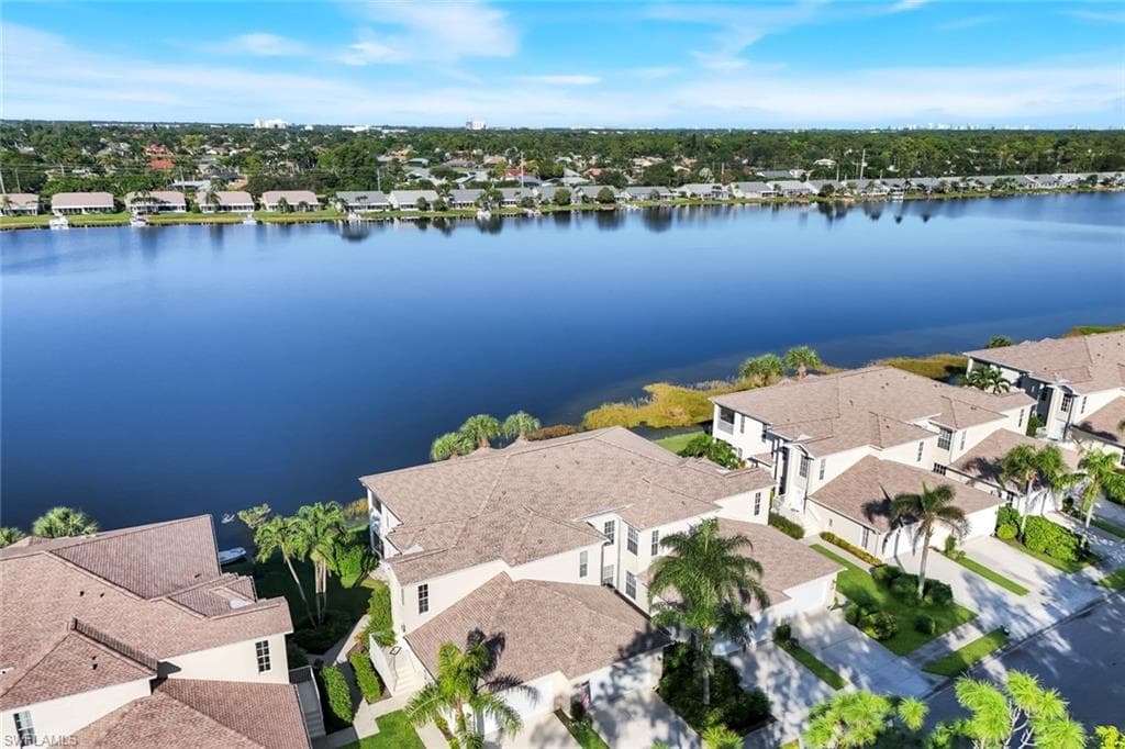3260 Crown Pointe Blvd 202, Naples, FL 34112-31
