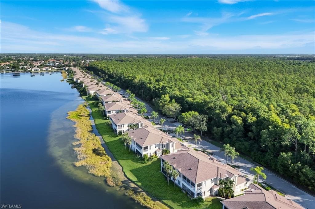 3260 Crown Pointe Blvd 202, Naples, FL 34112-38