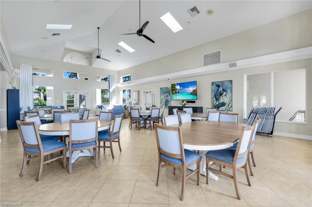 3260 Crown Pointe Blvd 202, Naples, FL 34112-45