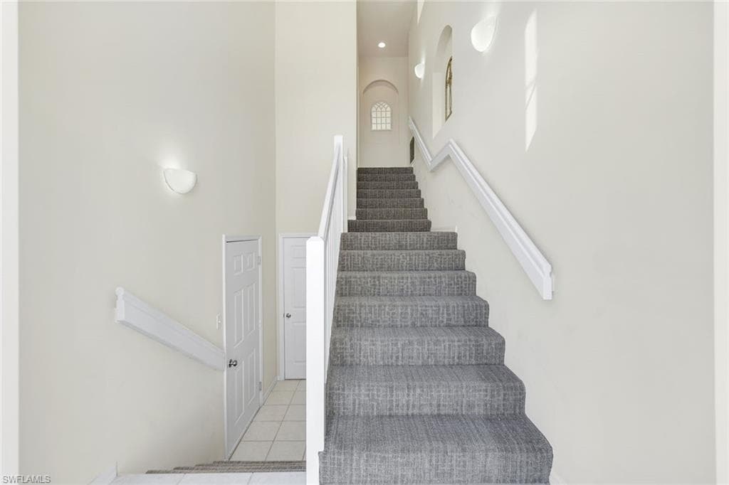 3260 Crown Pointe Blvd 202, Naples, FL 34112-4