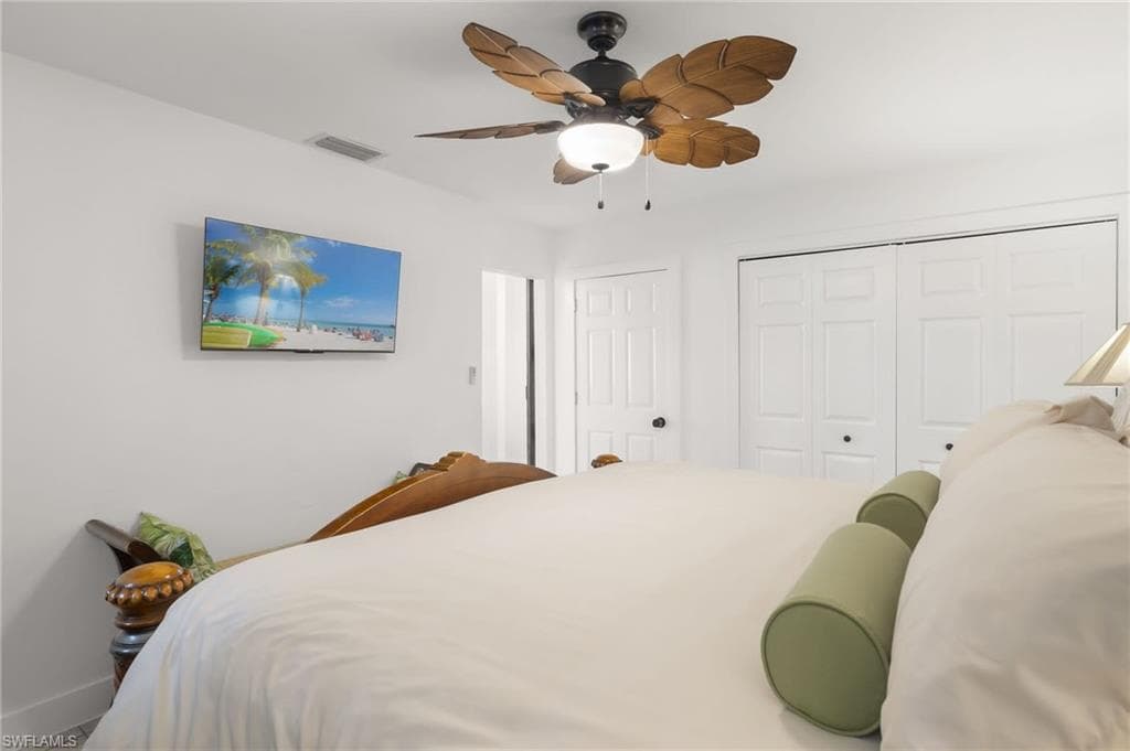 742 111th Ave N, Naples, FL 34108-17