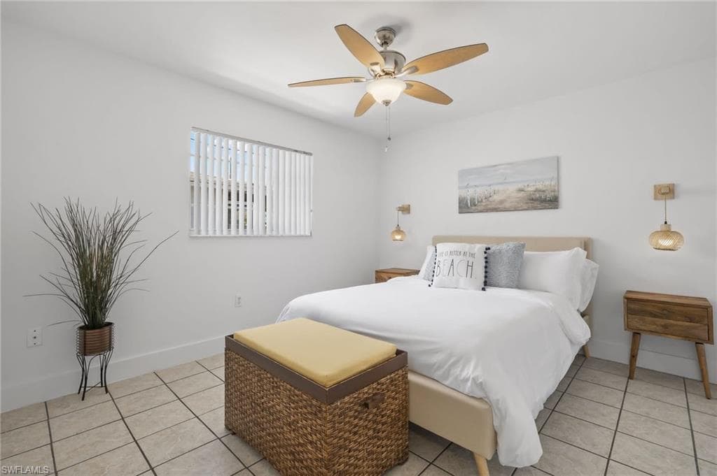 742 111th Ave N, Naples, FL 34108-19