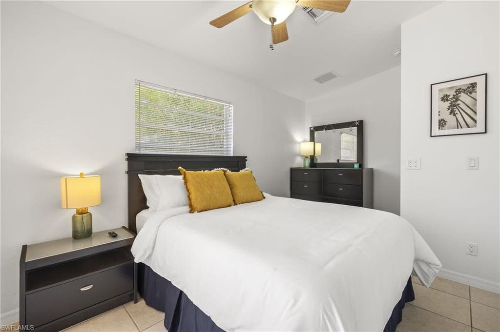 742 111th Ave N, Naples, FL 34108-26