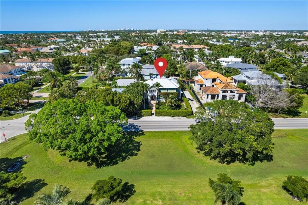 645 Broad Ave S, Naples, FL 34102-49