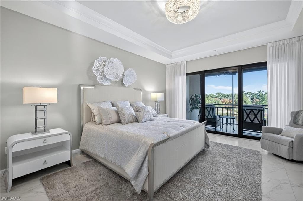 2555 Marquesa Royale Ln 202, Naples, FL 34109-13