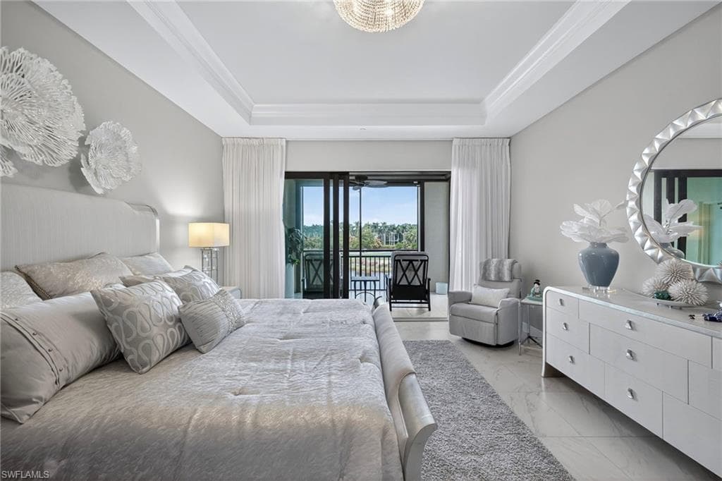 2555 Marquesa Royale Ln 202, Naples, FL 34109-15