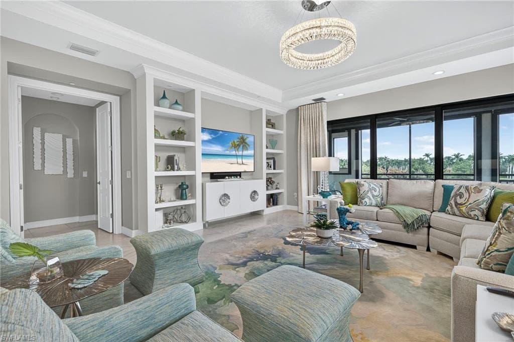 2555 Marquesa Royale Ln 202, Naples, FL 34109-2