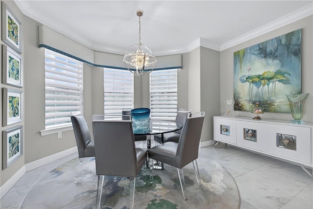 2555 Marquesa Royale Ln 202, Naples, FL 34109-6