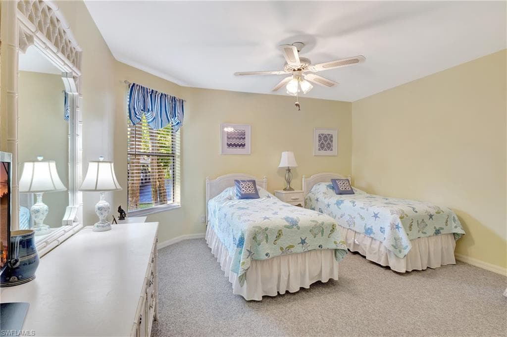 616 Wiggins Bay Dr C14, Naples, FL 34110-21