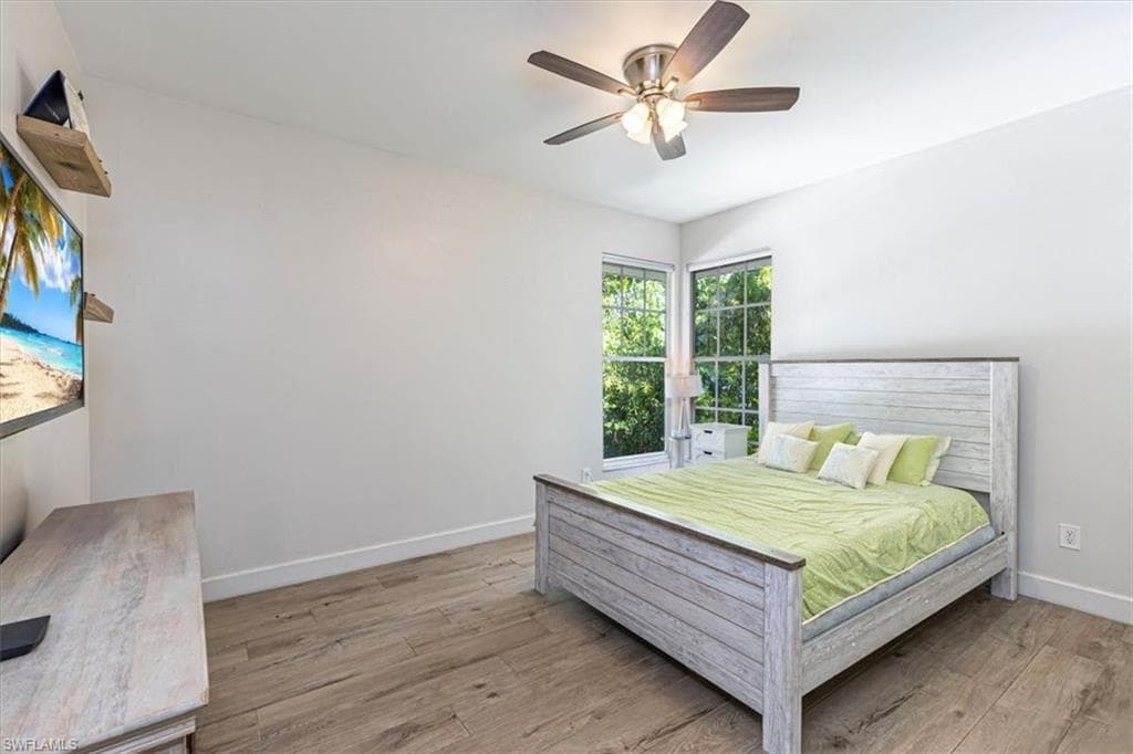 3618 Cottage Club Ln, Naples, FL 34105-14