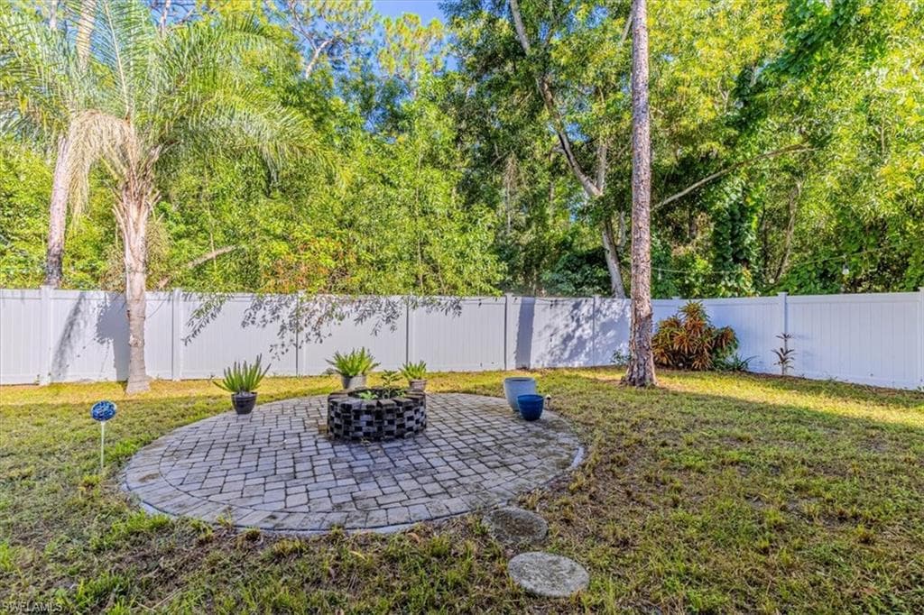 3618 Cottage Club Ln, Naples, FL 34105-22